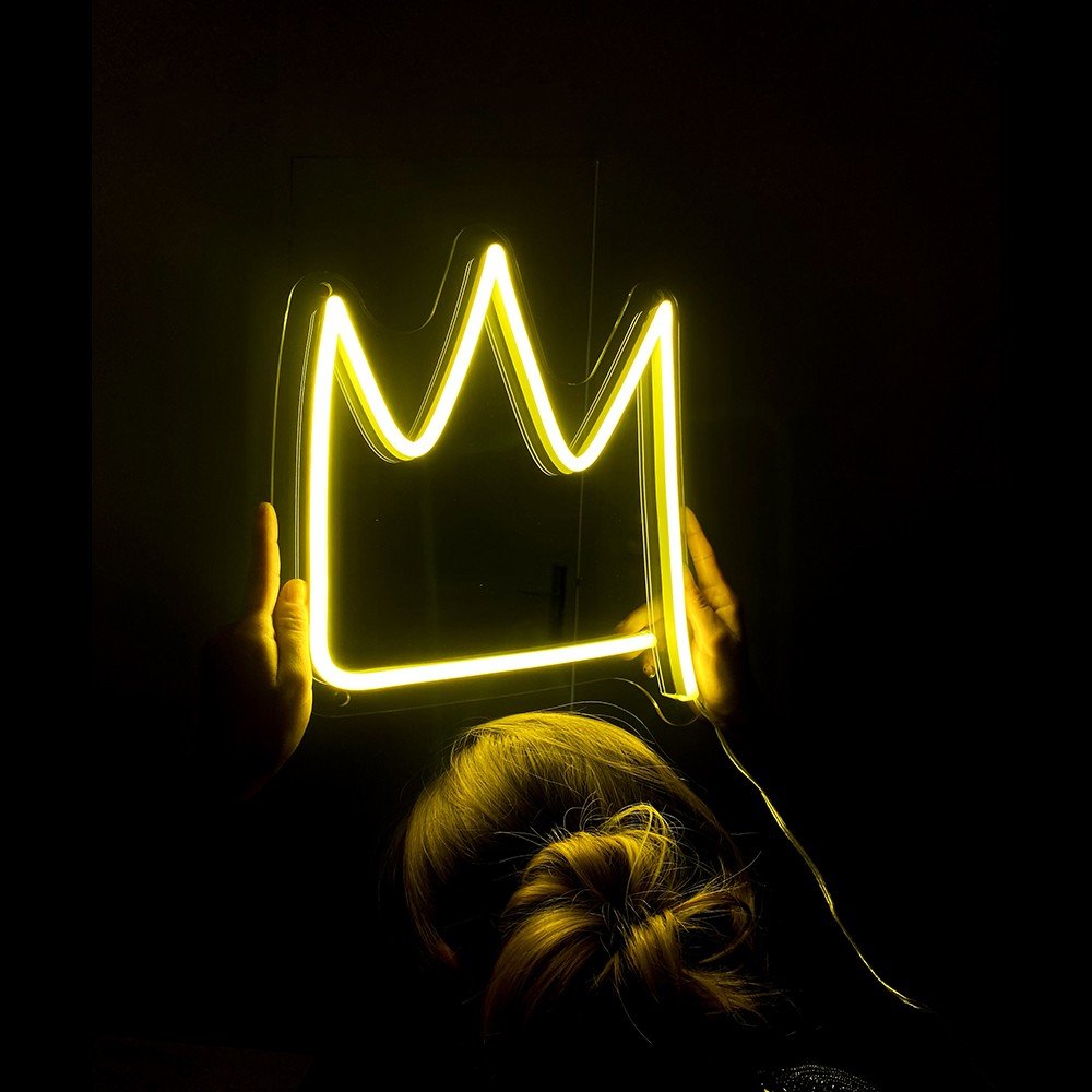 Crown - groovy glow